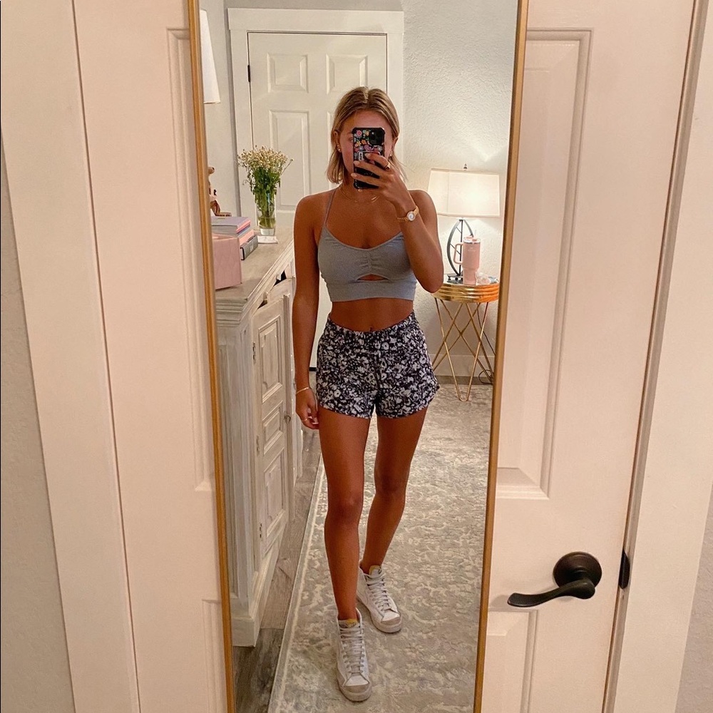 lululemon shorts great condition size 2